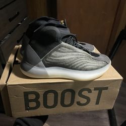 yeezy quantum barium size 7.5 