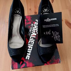 New Fergalicious Black Pumps Women's 9.5 