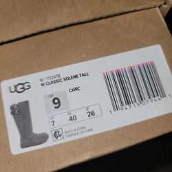 Tall Knit UGG Boots. Brand New In Box. Size 9. 