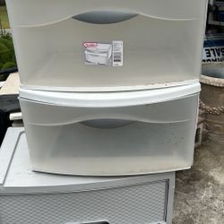 2 Safe Life Containers