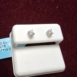 4mm VVs1 Moissanite Stud Earrings Set In Sterling Silver .925
