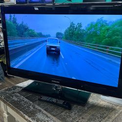 Samsung TV 40” With Remote $90 -NOT SMART TV-