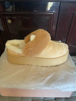 Beige Slippers for Sale