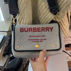 99% New Burberry Bag 