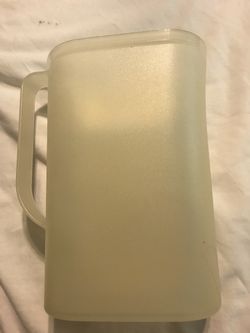 Tupperware sheer slimline pitcher no lid