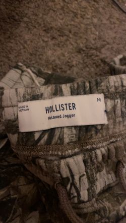 Hollister joggers camo