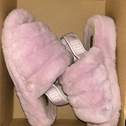 Ugg Slipper