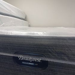Beautyrest Pressure Smart Queen Mattresses