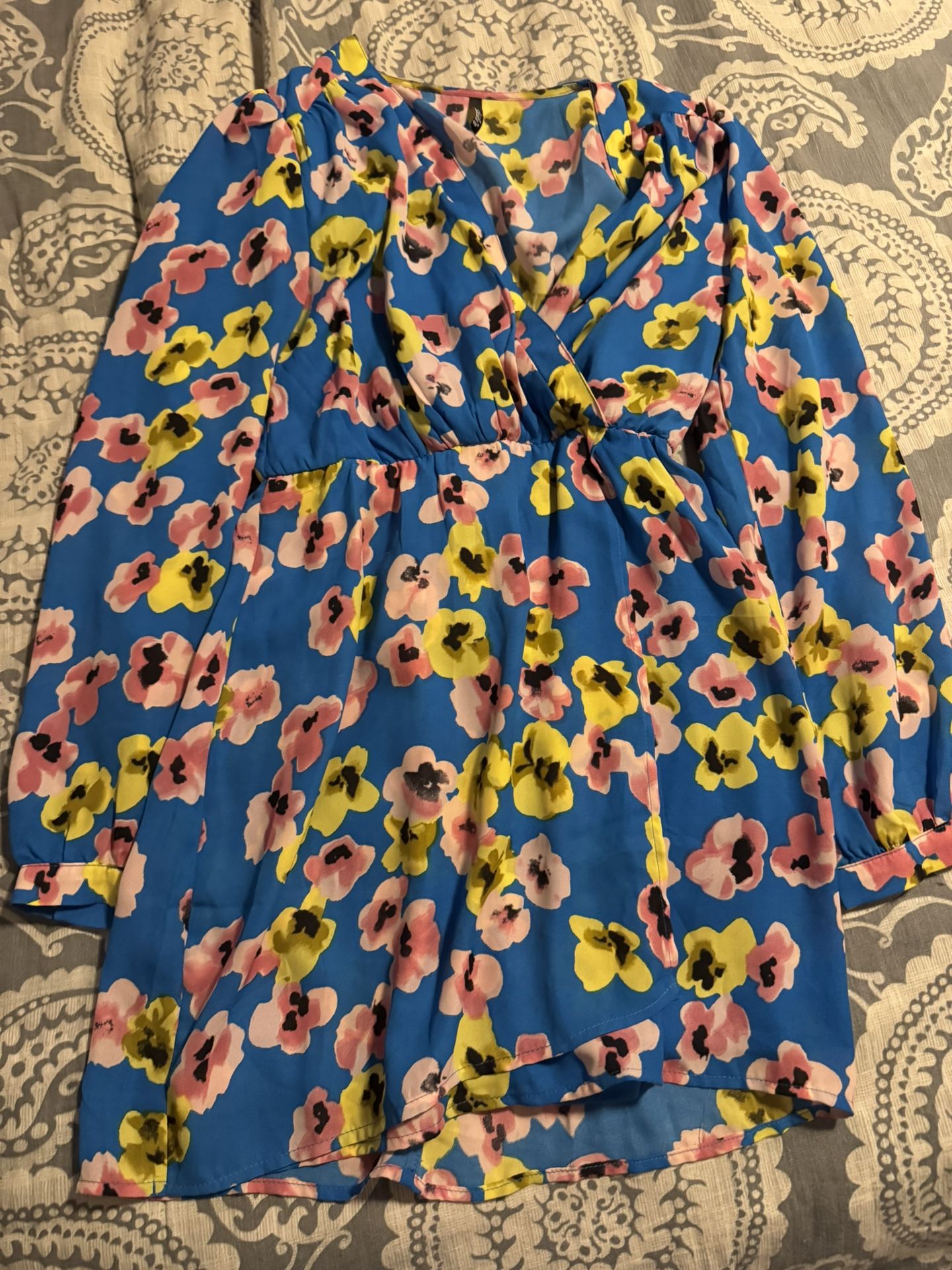 Womens Size Small Lulus Blue Pink Yellow Floral Dress 