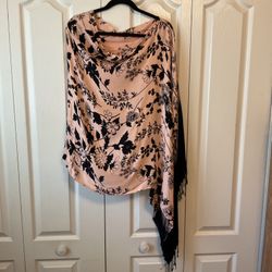 Jacquard Print Poncho - Peach With Black Print 