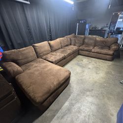 Brown Sectional Couch 