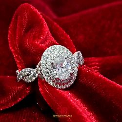 Elegant Diamond Ring 14K YELLOW GOLD  1.50ctw Diamond 0.75 CNTR
