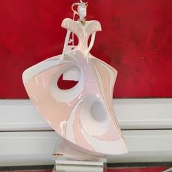 Figurine