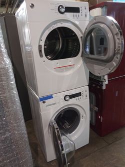 GE 24 in front load washer and dryer set like new with 4 months warranty