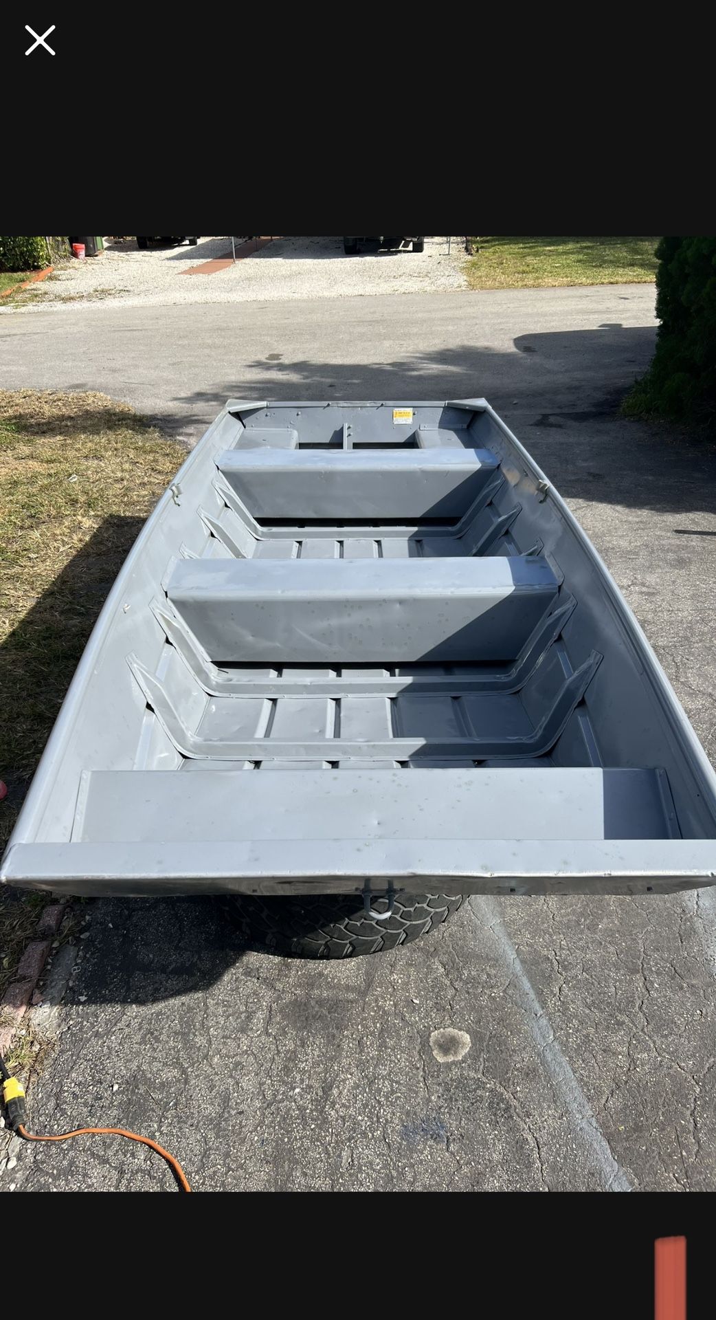 2005 Crest Liner 12ft Jon Boat Wide Beam, John Boat for Sale in Fort