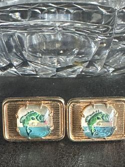 MCM Hickok Gold Plated Cufflinks featuring a reverse painted glass Trout Fish USA 1950's