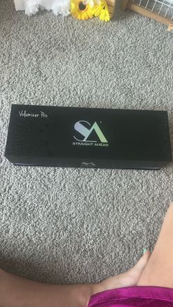 volumizer Pro Blow Dry Brush - Never Used