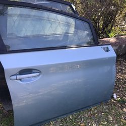 2015 Toyota Prius Front Passenger Door