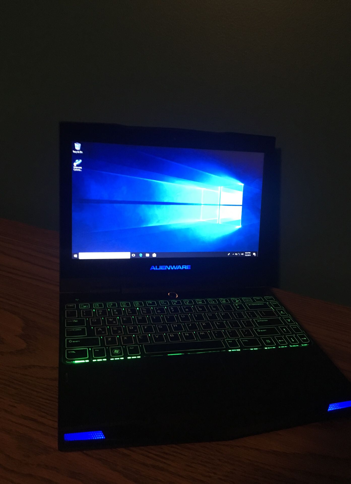 Alienware m11x r2 Laptop 240 gb ssd 8 gigs ram i5 new battery
