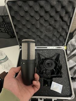 AKG420 MIC