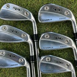 Nice/HONMA T/WORLD  TW-X(FORGED) Iron Set 5-PW /stiff Flex  $325 OBO 
