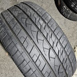 (ONE) 305 35 24 GOLDWAY TIRE  80% PERCENT THREAD $90 INSTALLED 