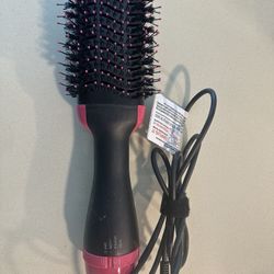 Revlon. Hair Dryer And Blow Dryer Round Brush 