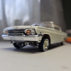 1962 Impala SS 1:25 Lowrider A-arm Hopper for Sale in Hemet, CA