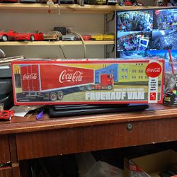 Coca Cola Fruehauf Model FB Beaded Panel 1/25 Scale 19 Inches Never Been Opened Still Wrapped In Plastic Perfect Box Perfect Truck Model First I Have 