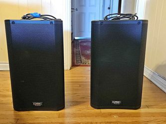Qsc K12.2 Speakers With Cover