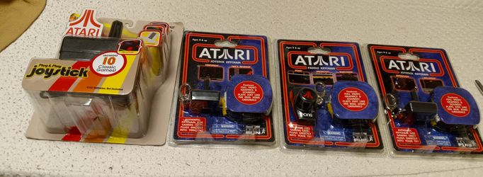 Atari Plug N Play, 3 Atari Key Chains W/Games In Original Cases