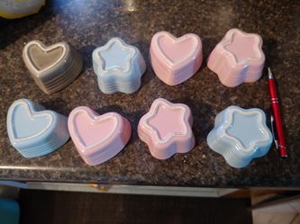 Heart and star tart dishes - baking or serving - vintage
