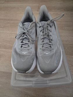 Hoka size 13D men good cond