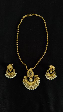 Costume jewelry - India
