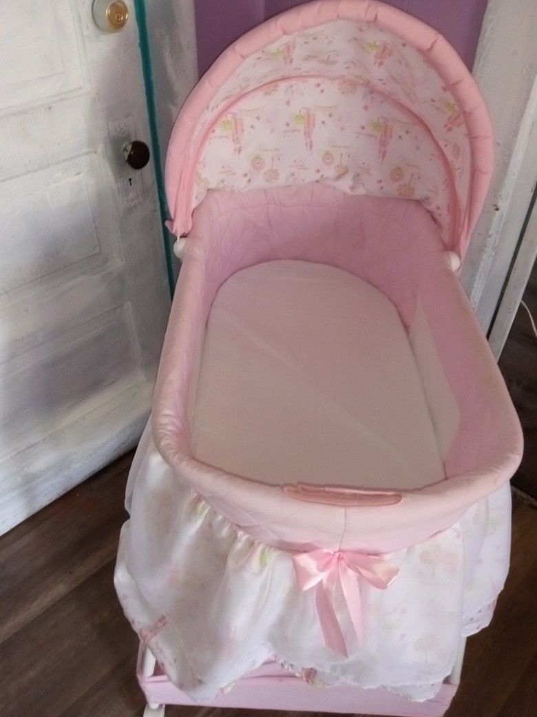 Baby Girl Bassinet Brand New Pink Newborn 