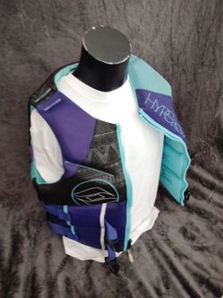 Hyperlite women's swim vest