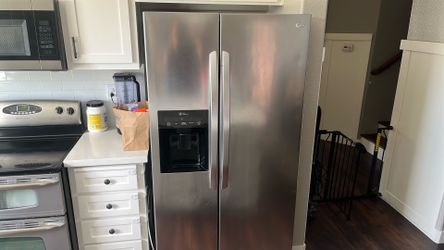 LG Refrigerator