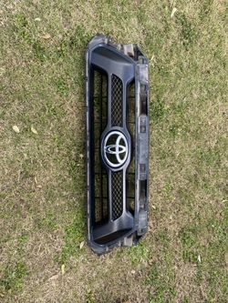 2012-2015 Toyota Tacoma Truck Bumper Grill Parts