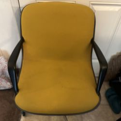 Vintage Steelcase Model 451 Mid-Century Office Chair — Yellow Chrome