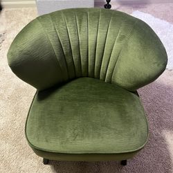 Cushioned Chair/Lounge Chair 