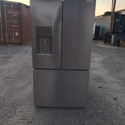 Frigidaire Galaxy Frost Free Refrigerator French Door