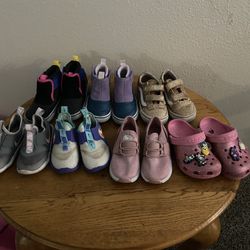 Girls shoes