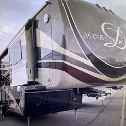 2017 MONIL SUITES 36RSSB3