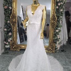 ✨ Wedding Dress Sample Sale ✨