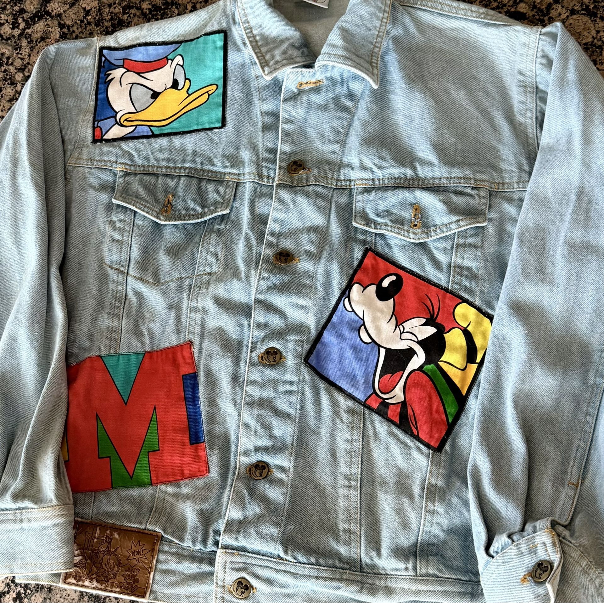 Vintage 80s 90s Disney Store MICKEY MOUSE Jean Denim Jacket Embroidered Sz L