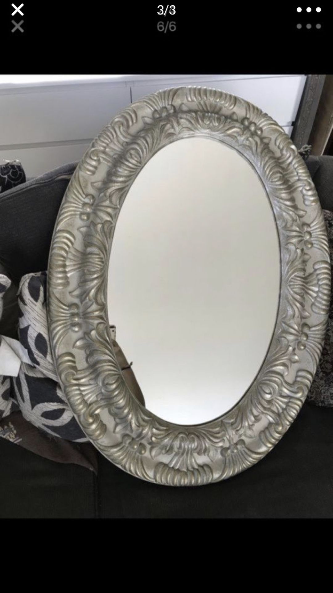 Oval mirror very good condition $50