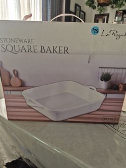 Stoneware square baker pan