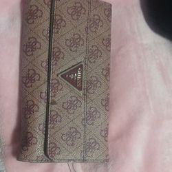 Guess women wallet