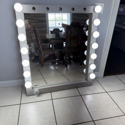 Vanity Mirror 