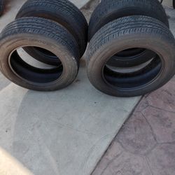 4 Llantas Usadas 215-60 R16